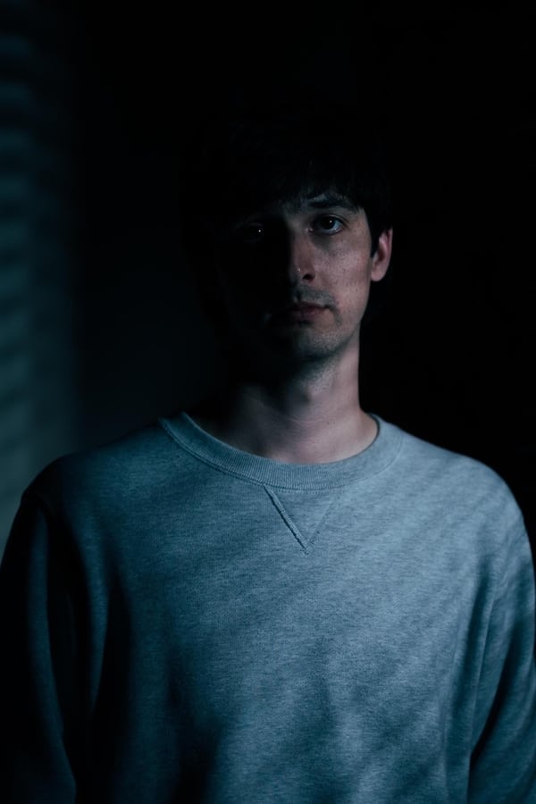 Poster filma ili serije Pitch Black (2023)